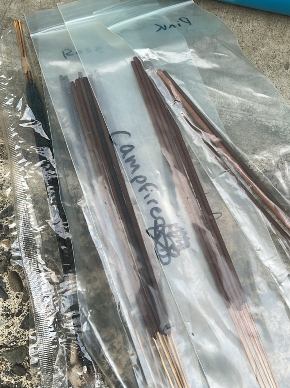 Campfire Scented Incense Sticks – Brown